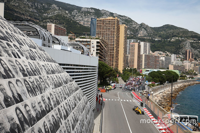 Kevin Magnussen, Renault