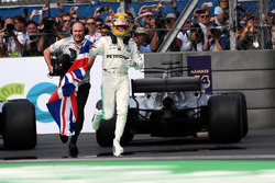 2017 Formula 1 Dünya Şampiyonu Lewis Hamilton, Mercedes AMG F1