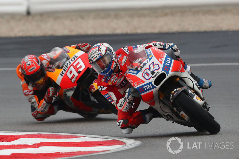 Andrea Dovizioso, son yarışa kadar MotoGP şampiyonluğu için savaştı. Gülen taraf Marc Marquez oldu