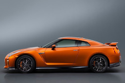Nissan GT-R