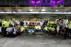 Het team van Williams neemt afscheid van Felipe Massa
