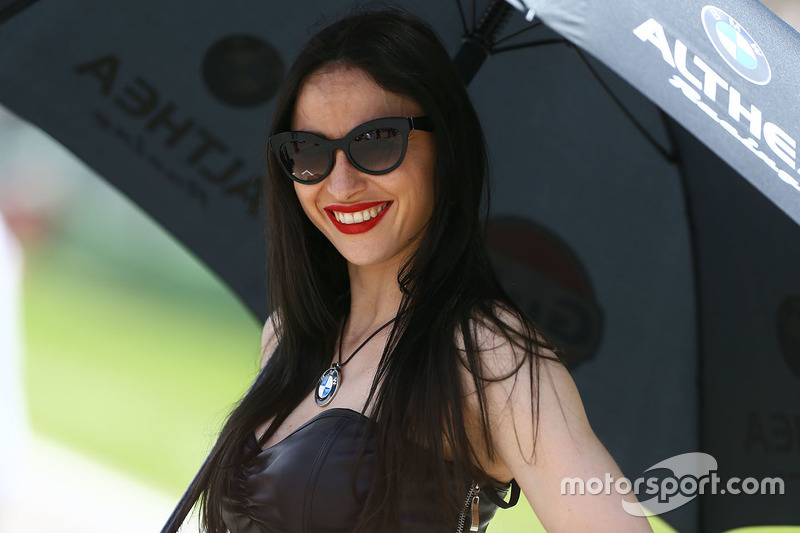Grid girl