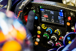 Carlos Sainz Jr., Scuderia Toro Rosso STR11