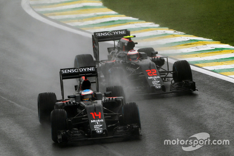 6 - McLaren