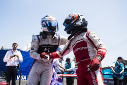 Felix Rosenqvist, Mahindra Racing, congratulates Sam Bird, DS Virgin Racing in Parc Ferme
