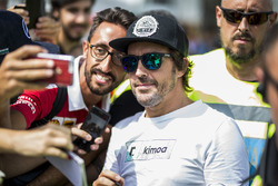 Fernando Alonso, McLaren poses for a selfie photo, the fans