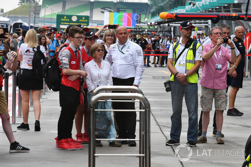 F1 in Schools students in pit lane