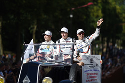 Earl Bamber, Brendon Hartley, Timo Bernhard, Porsche Team
