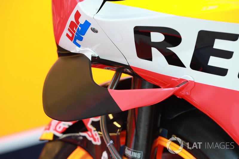 Detail fairing motor Repsol Honda Team