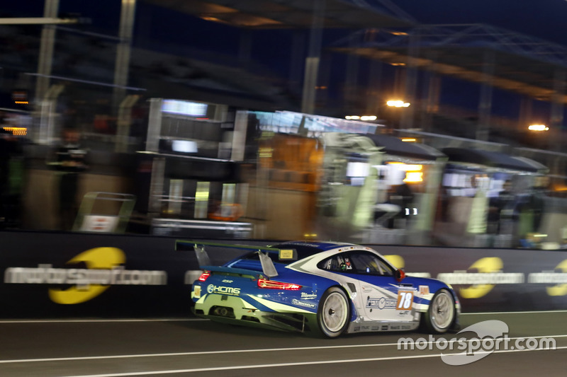 41e: #78 KCMG Porsche 911 RSR: Christian Ried, Wolf Henzler, Joel Camathias
