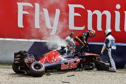Данііл Квят, Scuderia Toro Rosso, після великої аварії