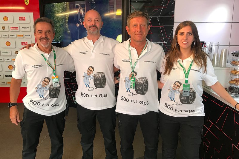 Dr. Riccardo Ceccarelli (links) en zijn team van Formula Medicine