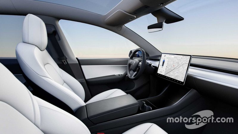 Tesla Model Y 2021 року