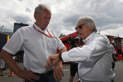 Dr Helmut Marko, Red Bull Motorsport Consultant and Bernie Ecclestone