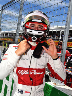 Charles Leclerc, Sauber on the grid