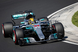 Lewis Hamilton, Mercedes-Benz F1 W08