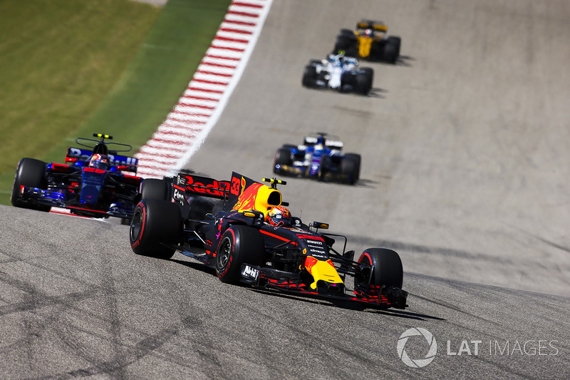 Макс Ферстаппен, Red Bull Racing RB13, Данііл Квят, Scuderia Toro Rosso STR12