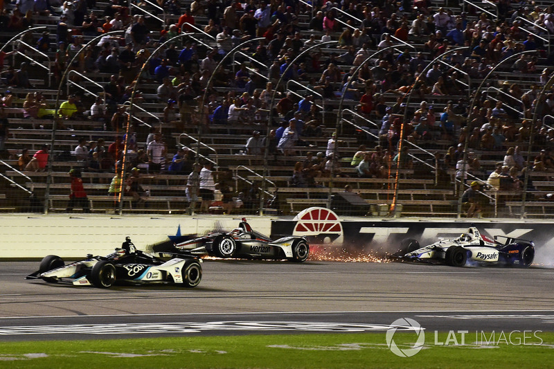 Will Power, Team Penske Chevrolet crash