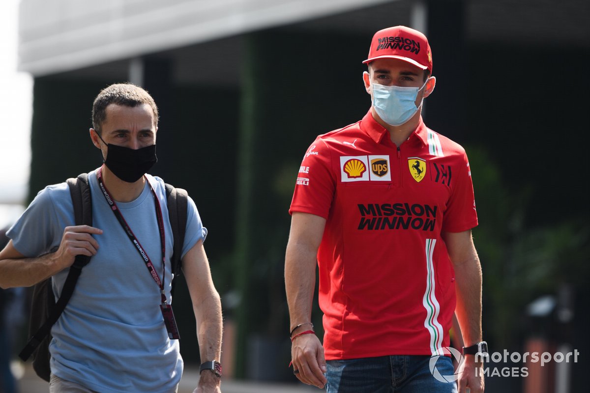Charles Leclerc, Ferrari, con il manager Nicolas Todt