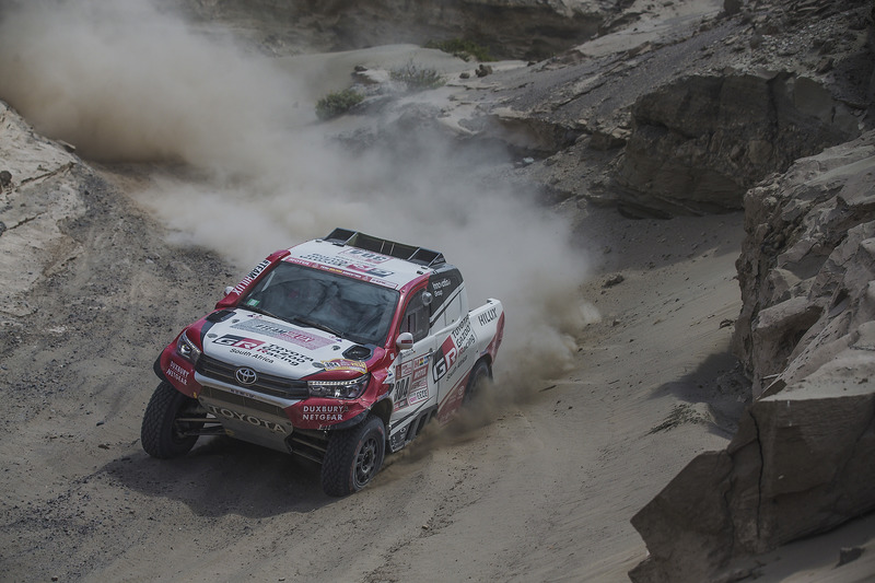 #304 Toyota Gazoo Racing Toyota: Жінель де Вільєр, Дірк фон Цітцевітц