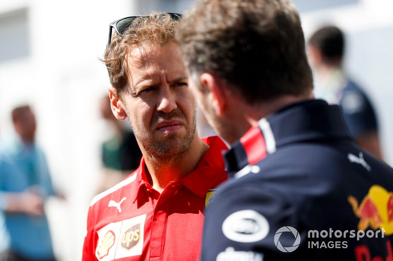 Гонщик Ferrari Себастьян Феттель и руководитель Red Bull Racing Кристиан Хорнер