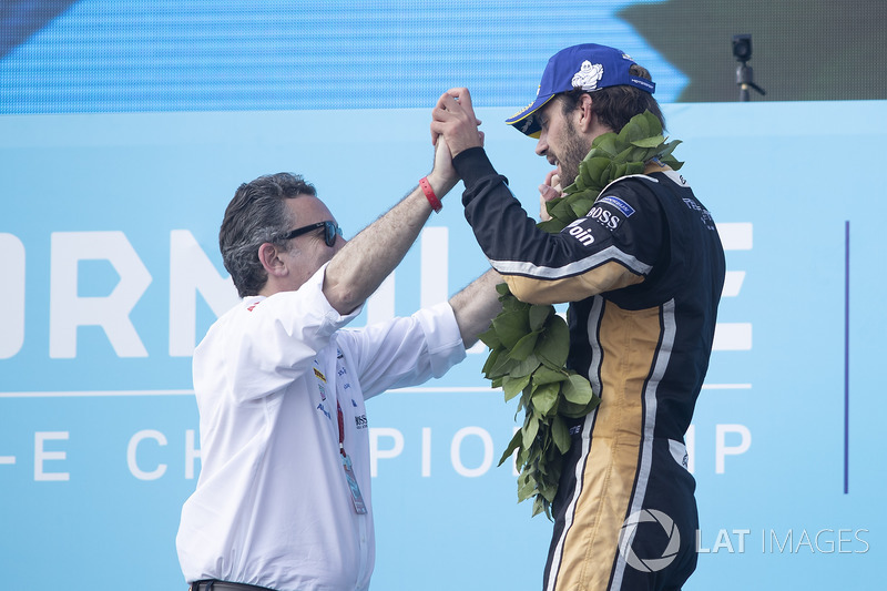 Алехандро Агаг с чемпионом Формулы Е Жаном-Эриком Вернем, Techeetah