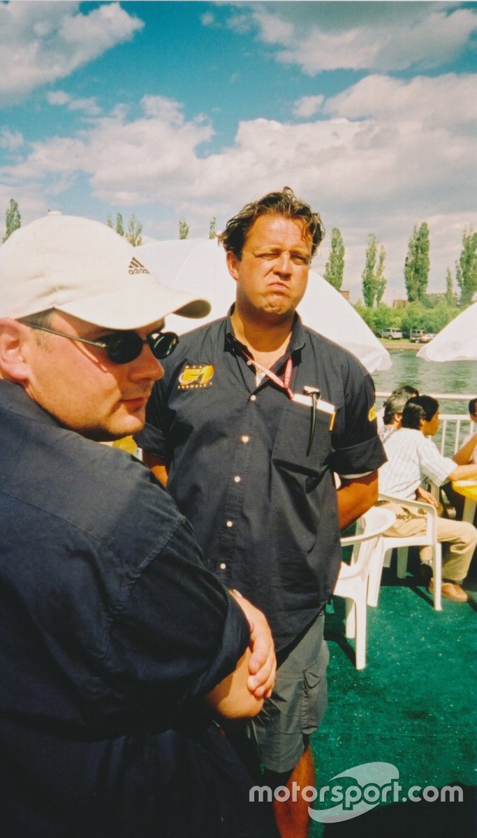 Pitreporter Jack Plooij samen met cameraman Jan Rein Hettinga bij de GP van Canada.