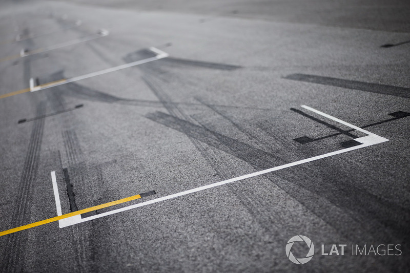 Grid detail