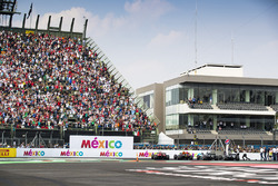 2017 World Champion Lewis Hamilton, Mercedes AMG F1