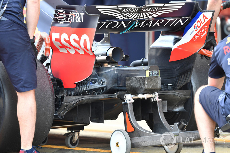 Red Bull Racing RB14 arka difüzör detay