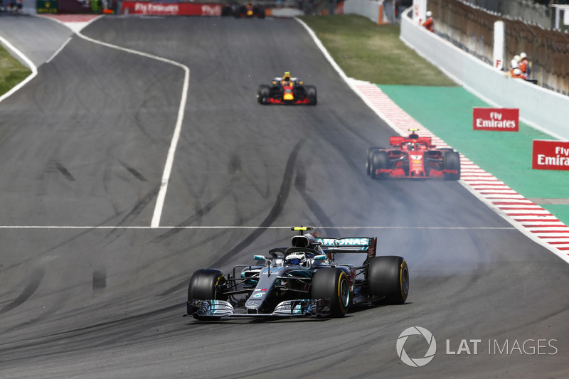 Валттері Боттас, Mercedes AMG F1 W09, Кімі Райкконен, Ferrari SF71H