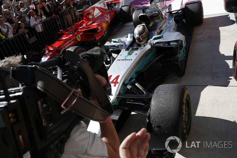 Льюіс Хемілтон, Mercedes-Benz F1 W08