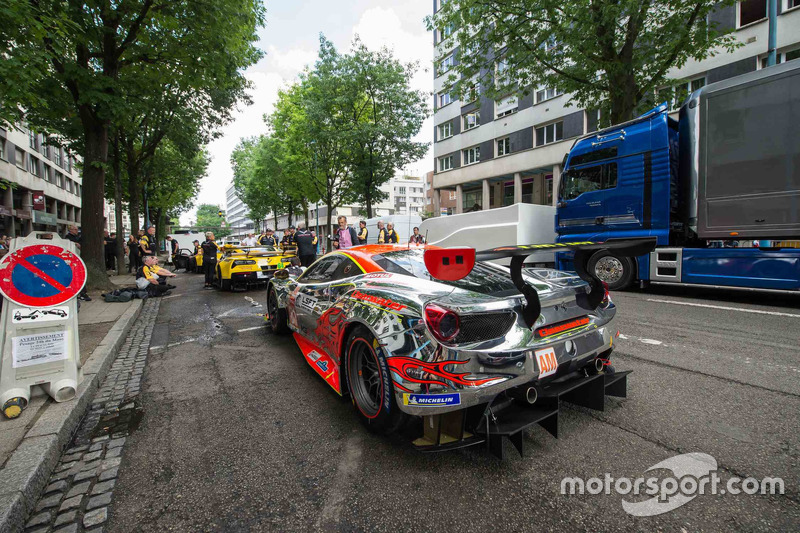 #61 Clearwater Racing Ferrari 488 GTE