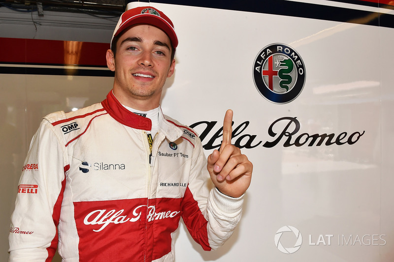 Шарль Леклер, Sauber святкує з командою