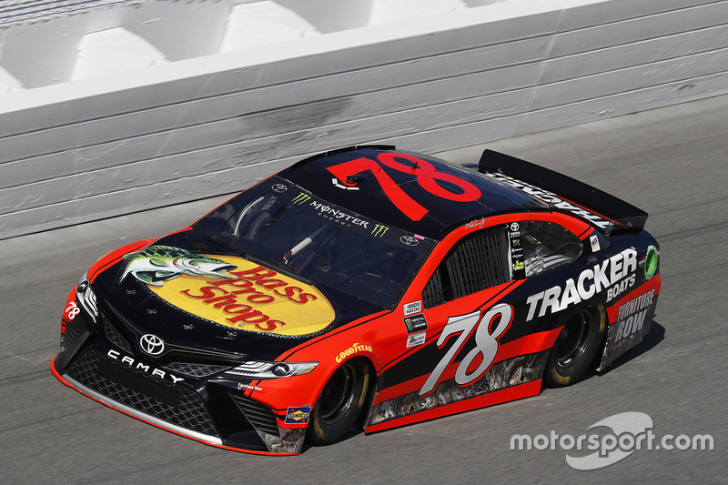 35. Martin Truex Jr., Furniture Row Racing, Toyota (nach Strafe)