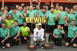 1. Lewis Hamilton, Mercedes AMG F1