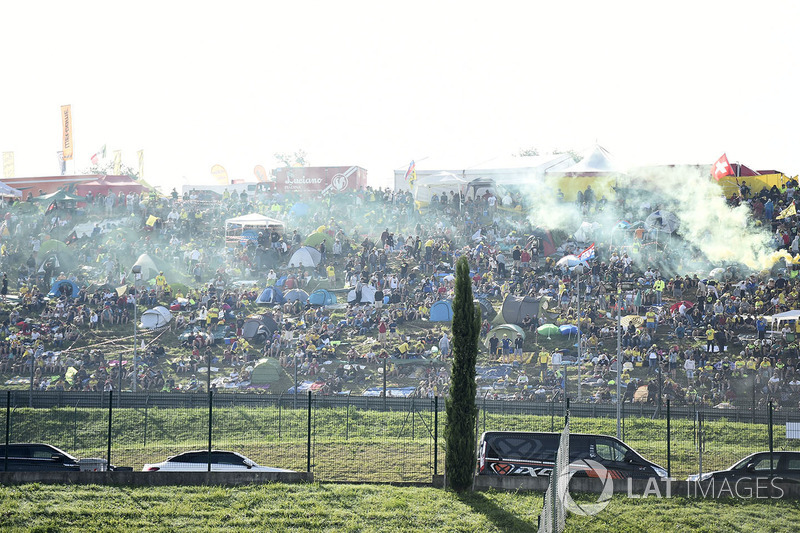 Penonton di Sirkuit Mugello