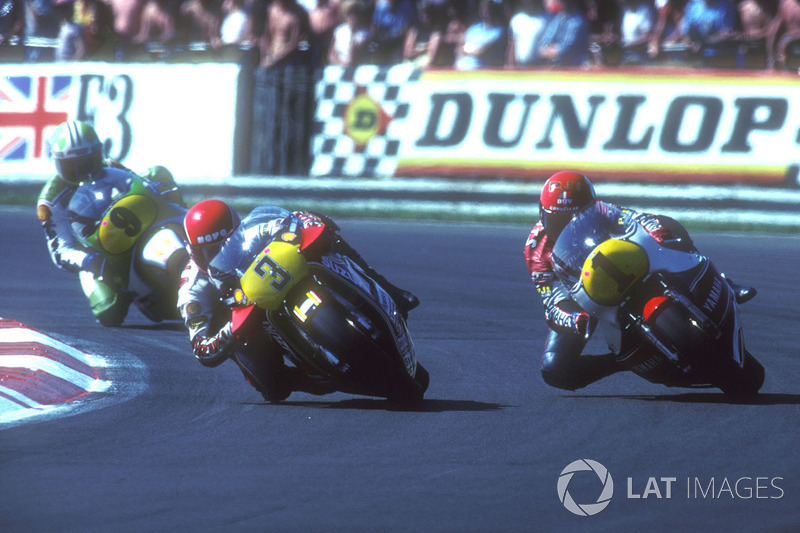 Pembalap AS, Randy Mamola dan Kenny Roberts, dalam balapan kelas 500cc musim 1981.
