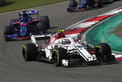 Шарль Леклер, Sauber C37