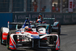 Феликс Розенквист, Mahindra Racing, и Митч Эванс, Jaguar Racing