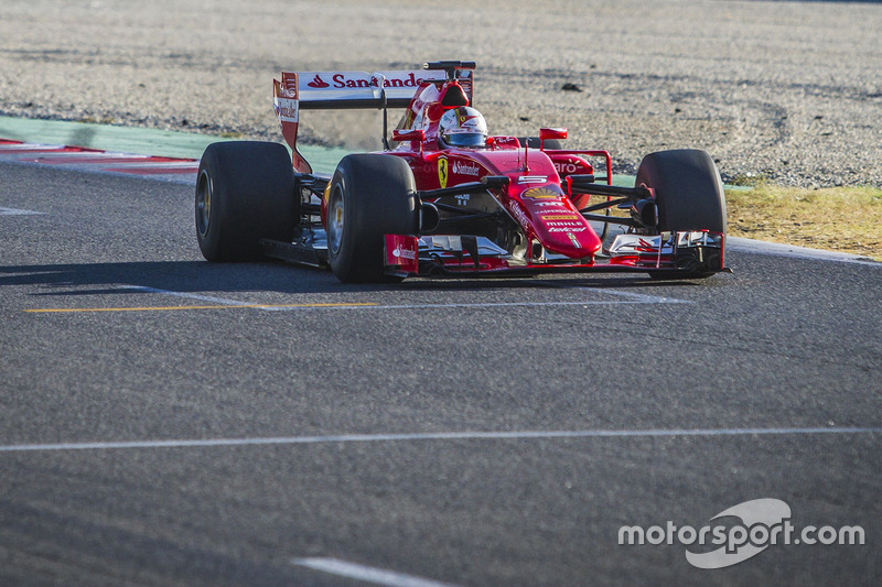 Себастьян Феттель, Ferrari SF15-T тестує шини Pirelli зразку 2017