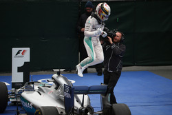 1st for Lewis Hamilton, Mercedes AMG F1 W07