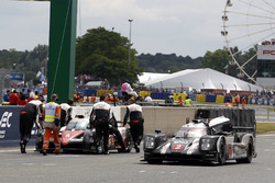 L'auto vincitrice, la #2 Porsche Team Porsche 919 Hybrid: Romain Dumas, Neel Jani, Marc Lieb passed