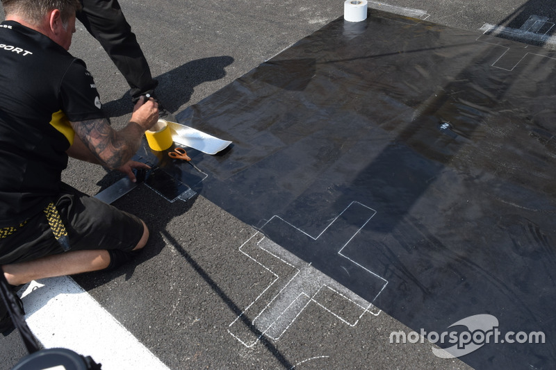 Renault F1 Team, area pitstop