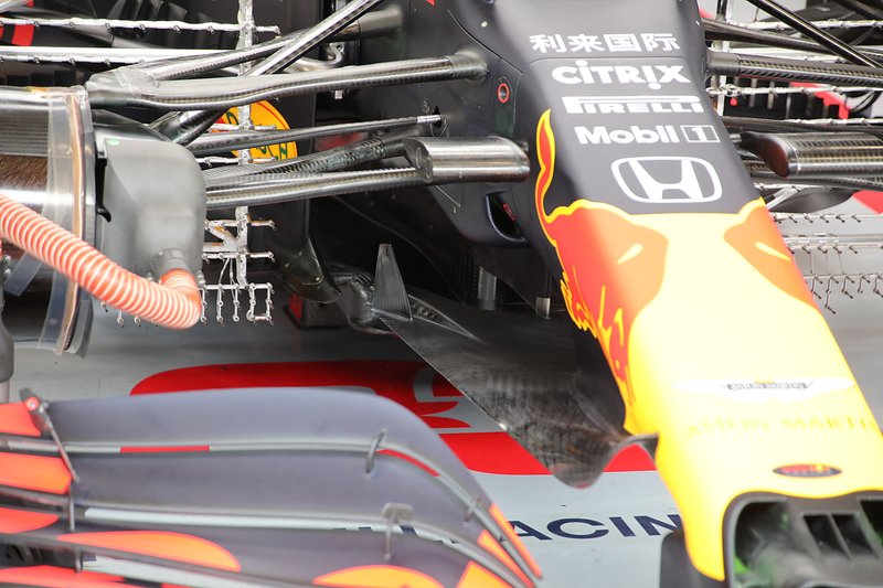Red Bull Racing RB16: ecco il nuovo cape dotato di una pinna di squalo