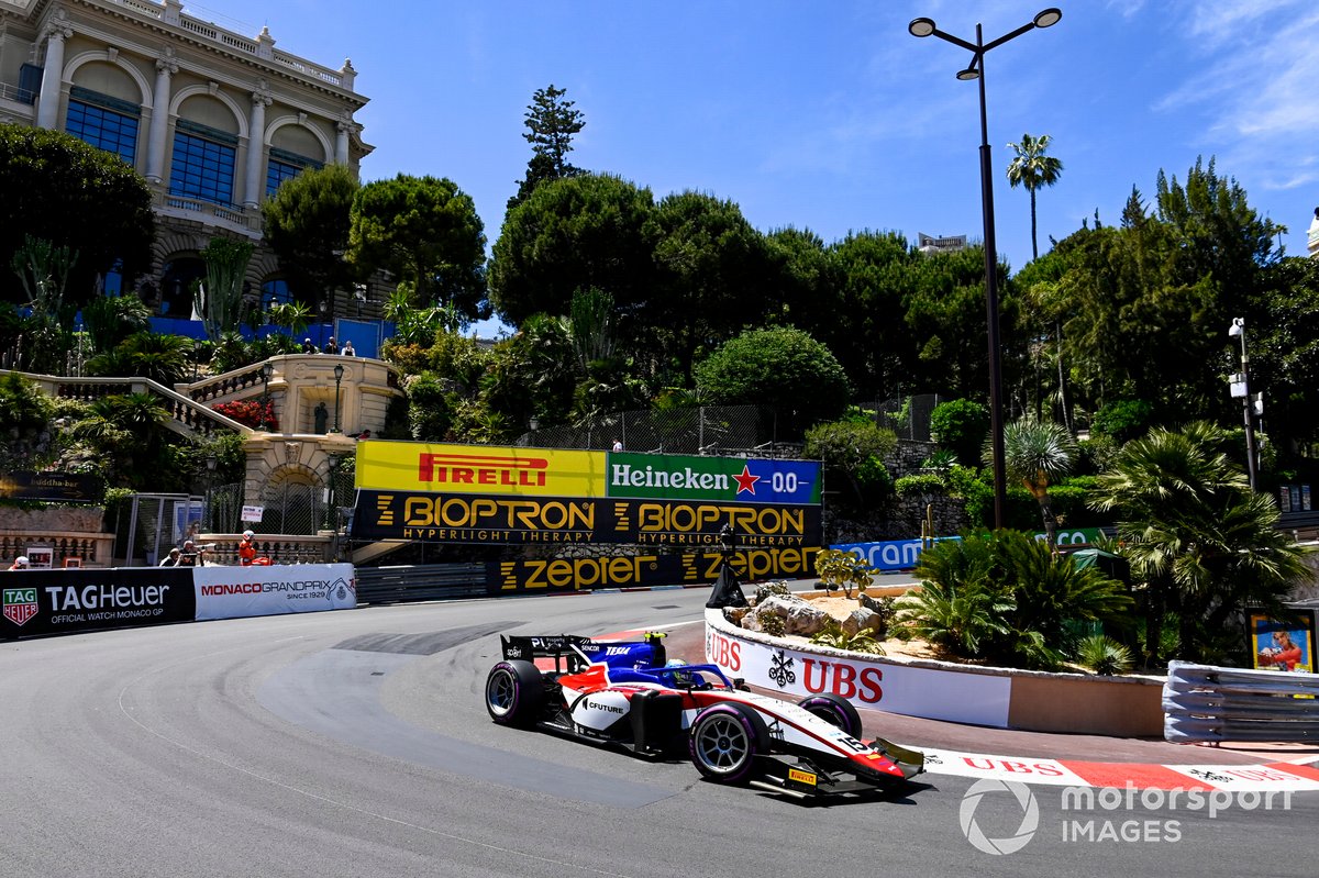 Charouz Racing, 2021 sezonunda 2 kez podyuma çıkmayı başardı.