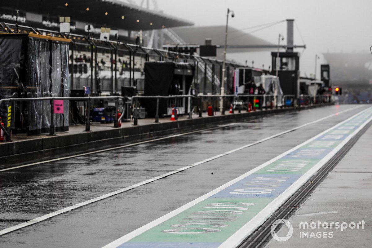 Rain in the pit lane