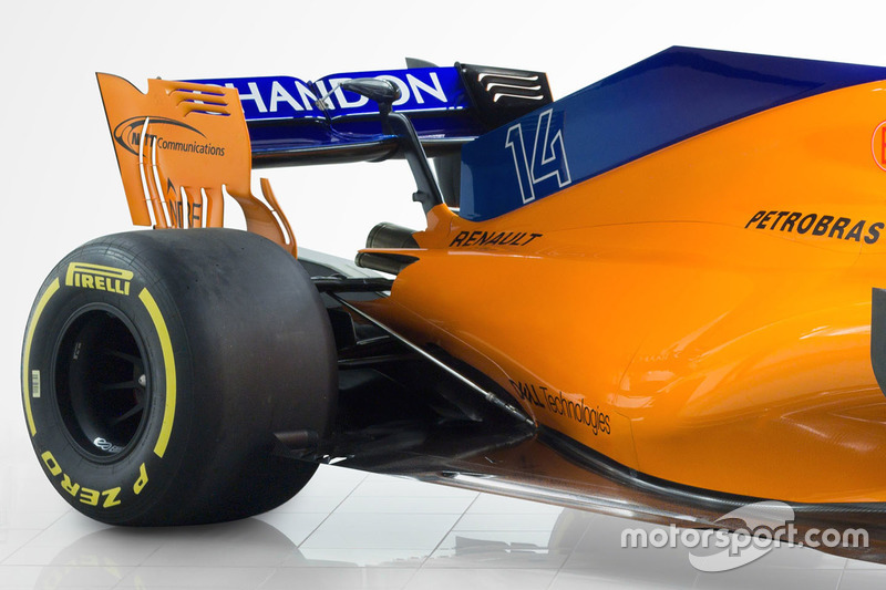 Задняя часть McLaren MCL33