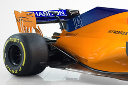 McLaren MCL33