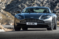 Aston Martin DB11